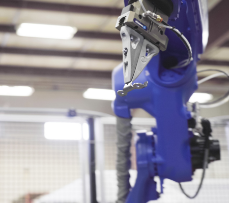 Bespoke end-effector on robot